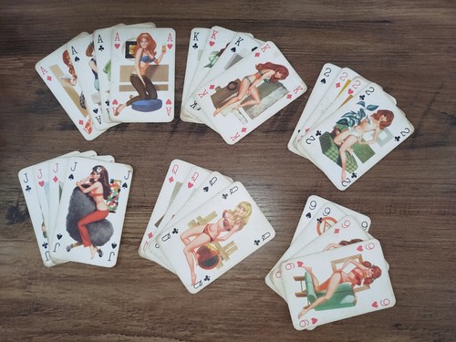 Pin girls alte - up,