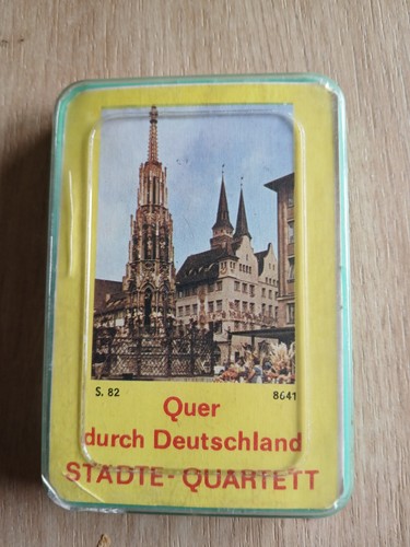 Kartenspiel quer durch - kartenspiel,